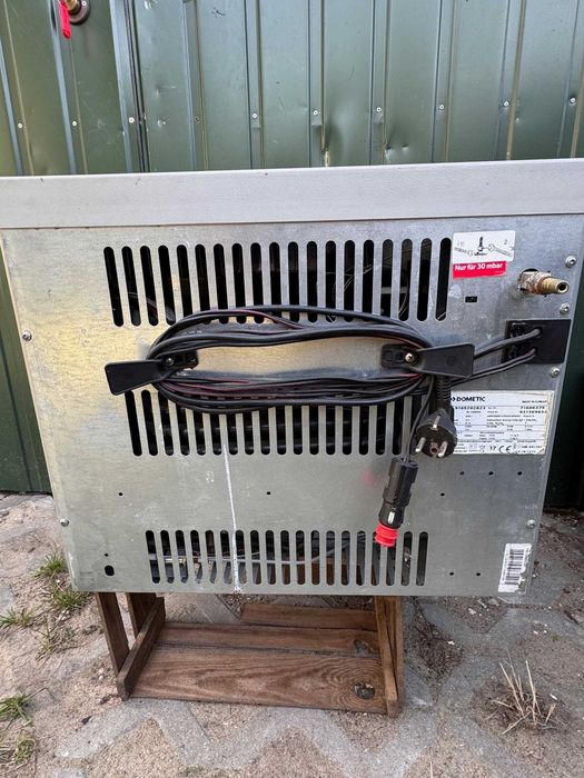 Lodówka DOMETIC RC1200 EGP Waeco