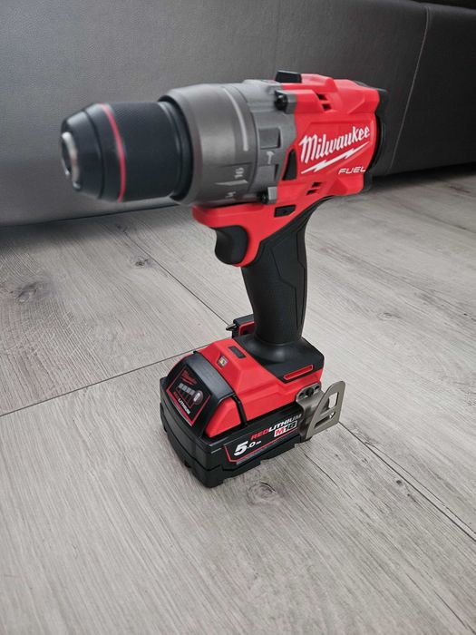 Zestaw Milwaukee M18 FPP2E3-502X wiertarka szlifierka