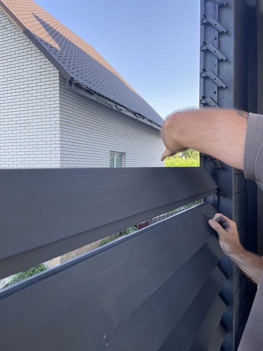 Жалюзі київ дерев'яні жалюзі тераса київ садові жалюзі київ