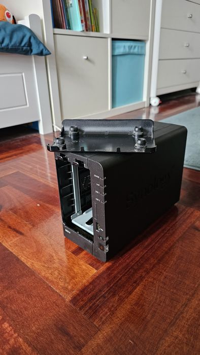 Synology Ds214 + WD Red 1Tb + WD Purple 2Tb