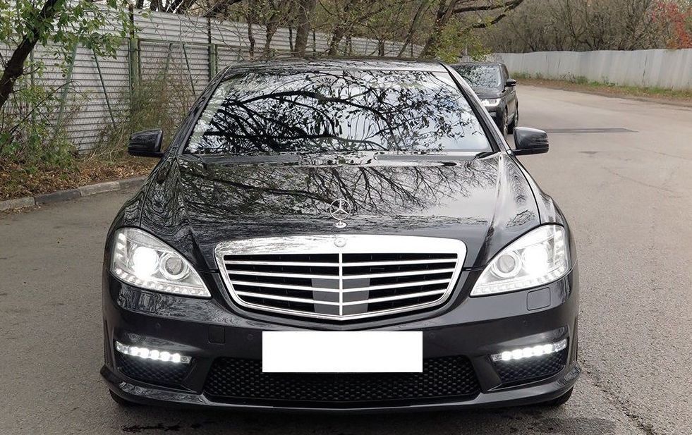 Бампер передний рестайлинг Mercedes Benz W221 S63 S65 S500 AMG