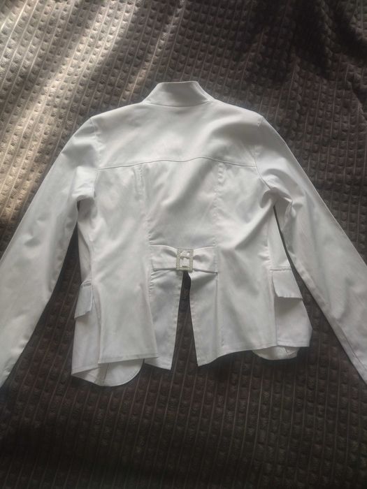 Жіночий піджак 42 розмір