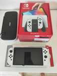 Nintendo Switch OLED + Etui + karta SD 64GB