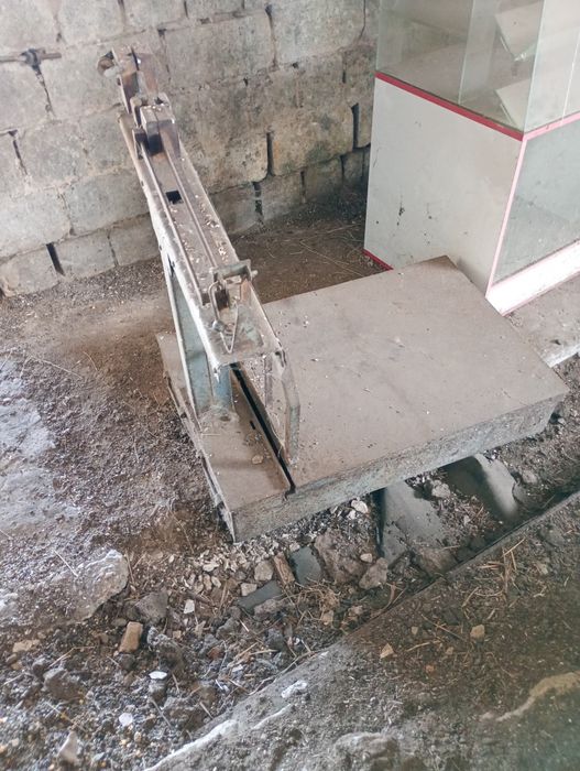 Ваги на 500 кг в робочому стані.