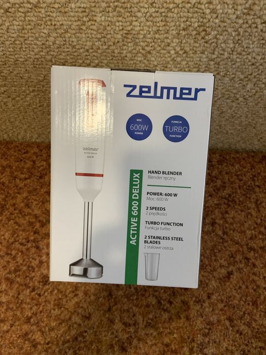 Новий блендер з чашою ZELMER 600w