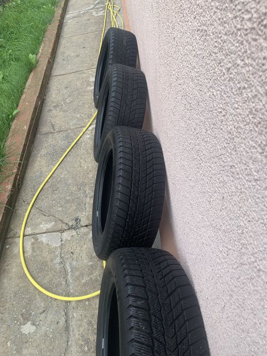 Продам шини 205/55 R16