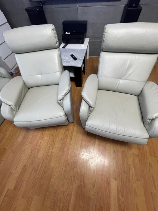 Sprzedam komplet wypoczynkowy , 3+2+1+1 . Funkcja relaks