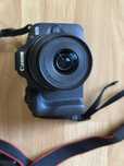 Camera canon R100