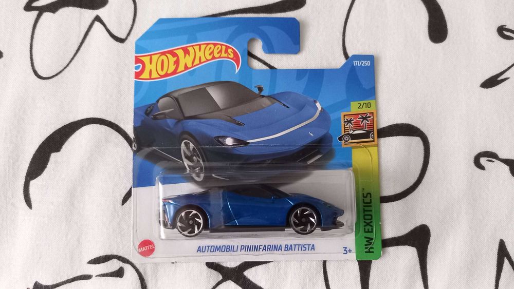 Carros da hotwheels novos e selados.