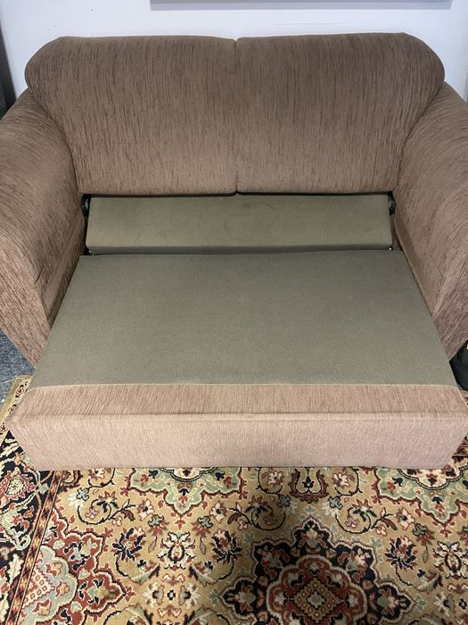 Sofa dwuosobowa rozkładana