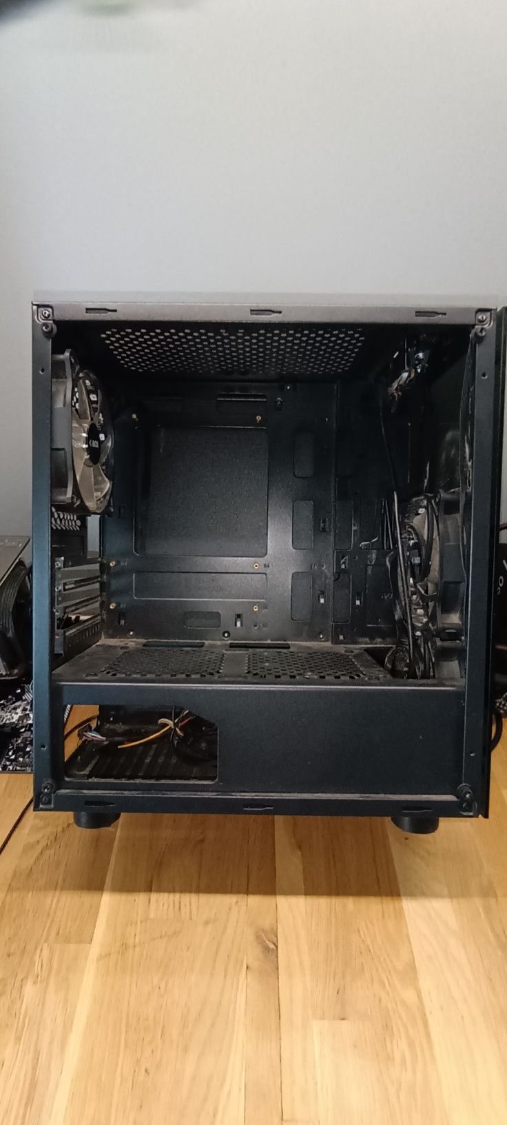 Obudowa PC mATX ibox Passion v4