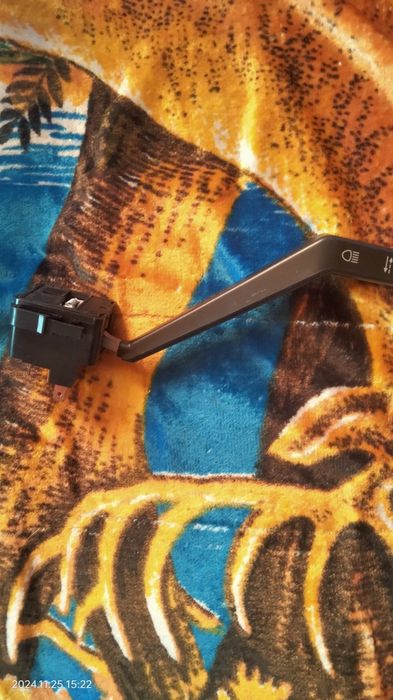 Продам перемикач світла на ваз 2111