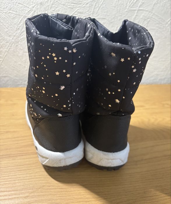 Продам сапоги lc waikiki для девочки демисезонные 34 размер