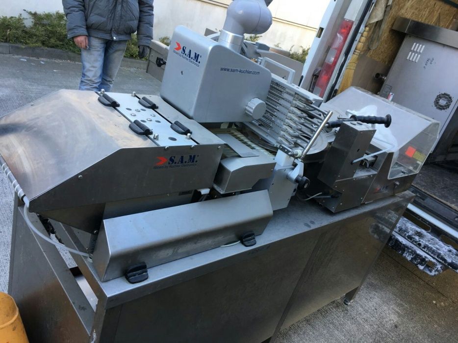 Автоматический слайсер -Bizerba