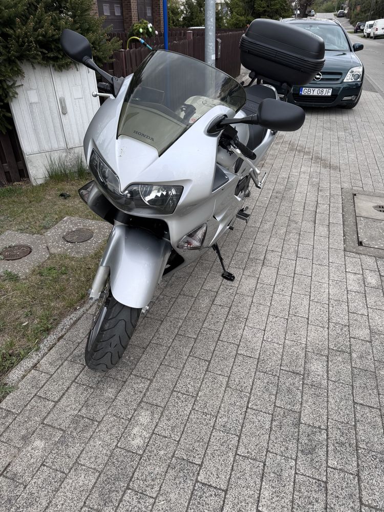 Honda VFR 800 V4 v-ka fv VAT