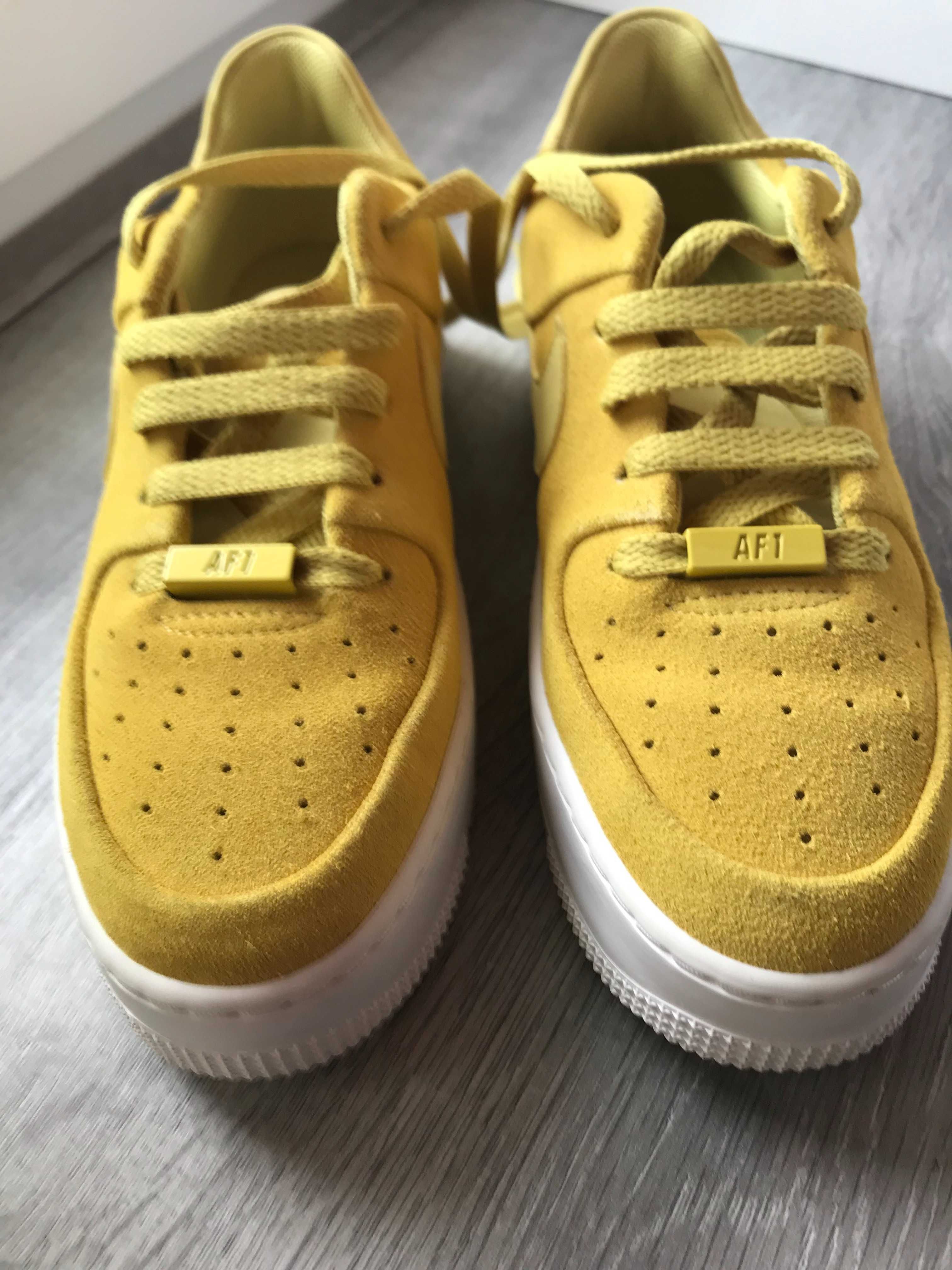 Ténis Nike Air Force 1