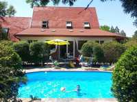 Węgry Balaton Dom z basenem i pokoje/apartamenty na wynajem w WAKACJE!