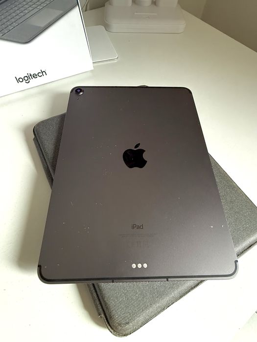 iPad Air 4 64gb WiFi + Cellular + Folio Touch + klawiatura + rysik