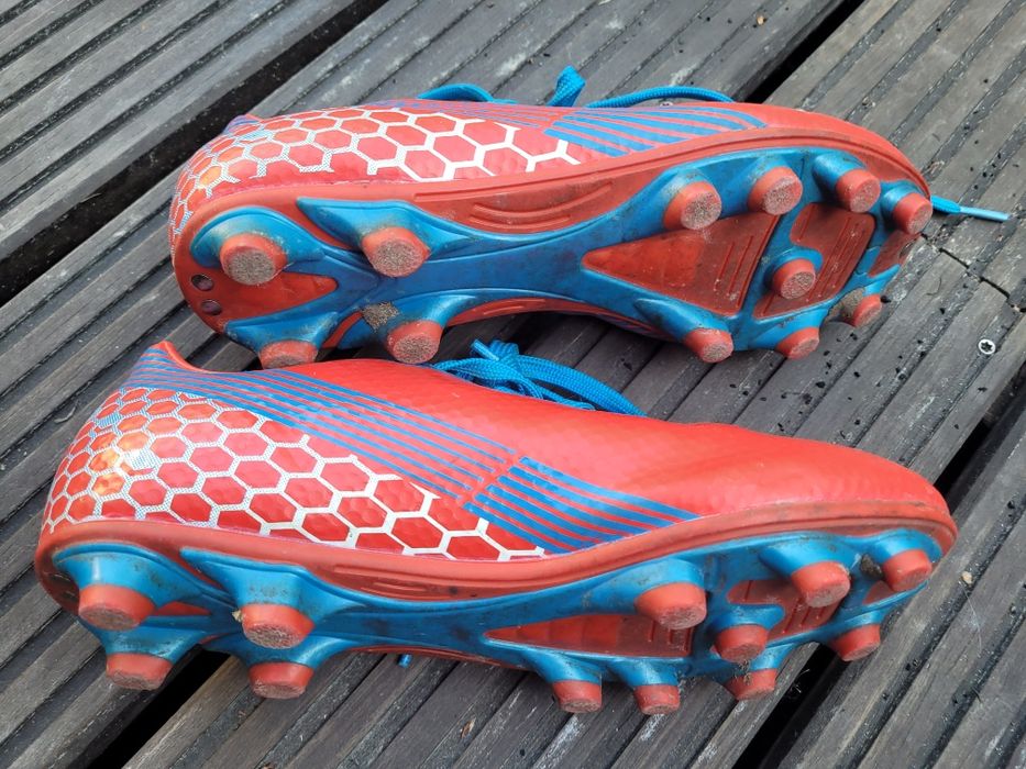 Buty do piłki nożnej (2 pary) rozmiar 36 (Huari, Kipsta)