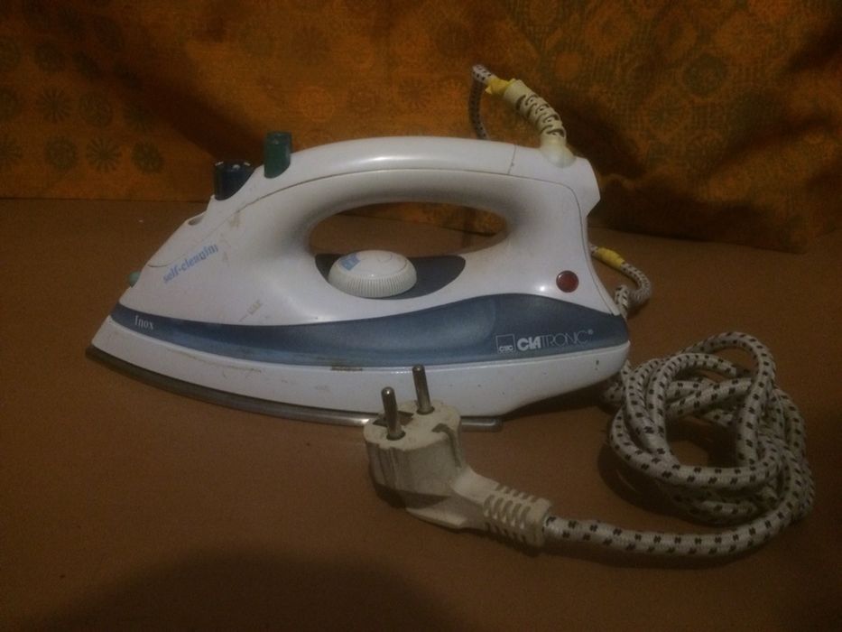 Продам утюг