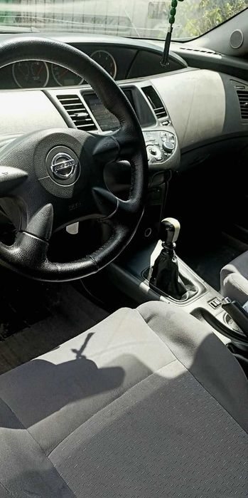 Nissan Primera 2003
