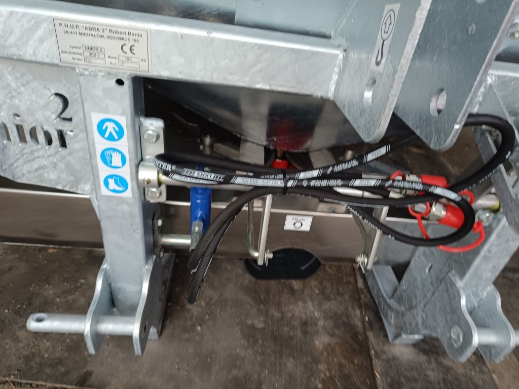 Rozsiewacz nawozu ABRA, hydraulika, ocynkowany 600L 800L
