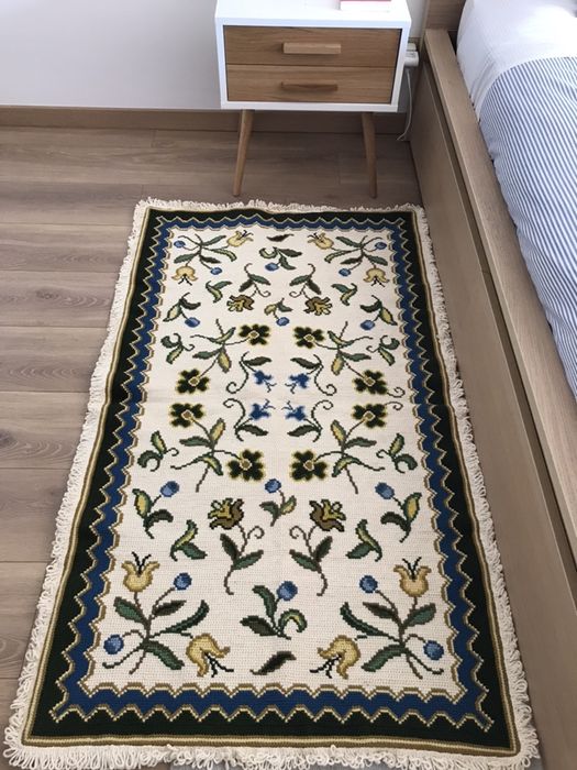 Tapetes de arraiolos original (ponto à mão)