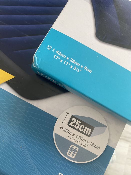INTEX Materac + 2 poduszki Zestaw Nowe