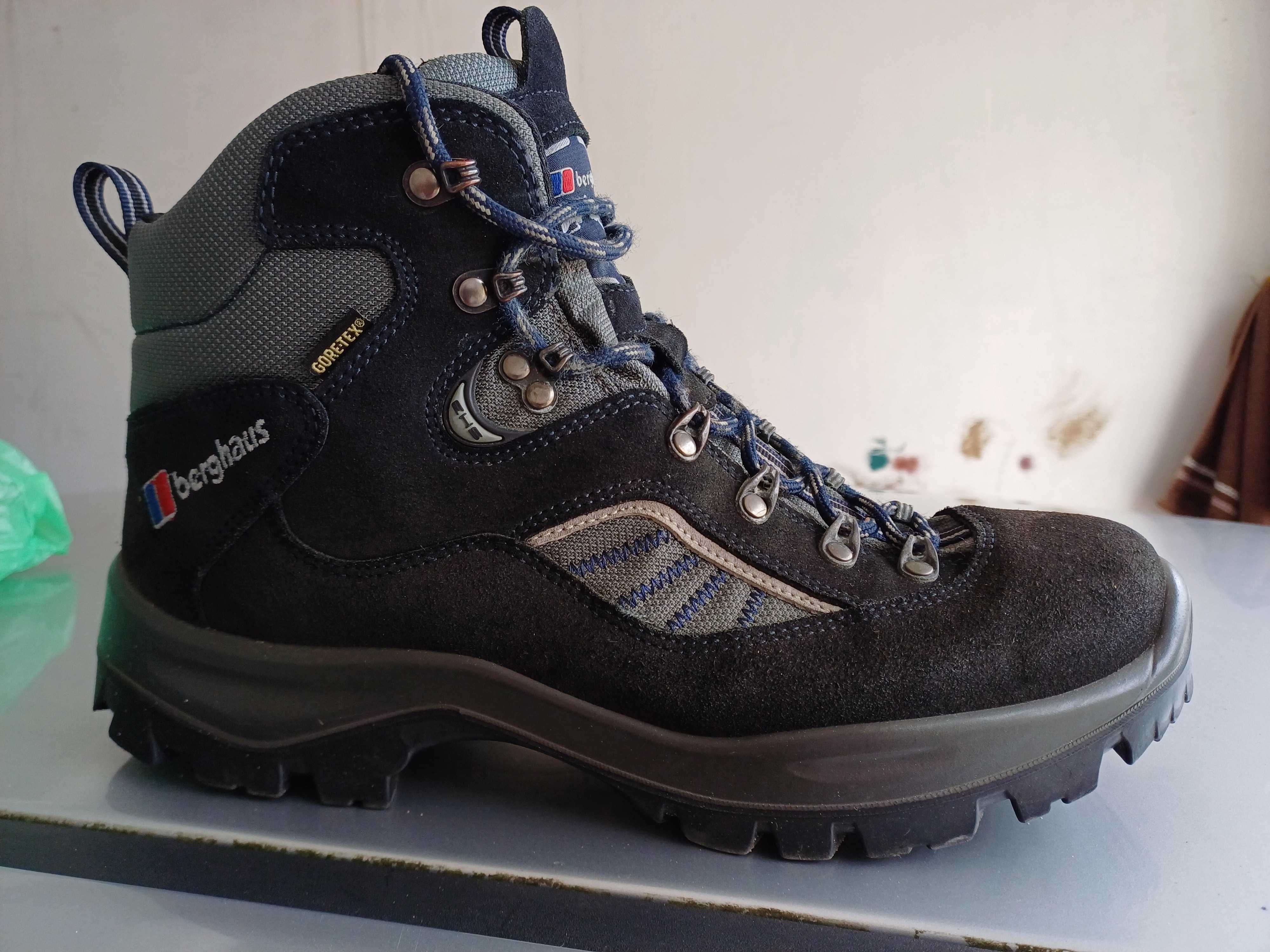 Buty zimowe trekkingowe Gore-tex Berghaus rozmiar 44 Super Stan