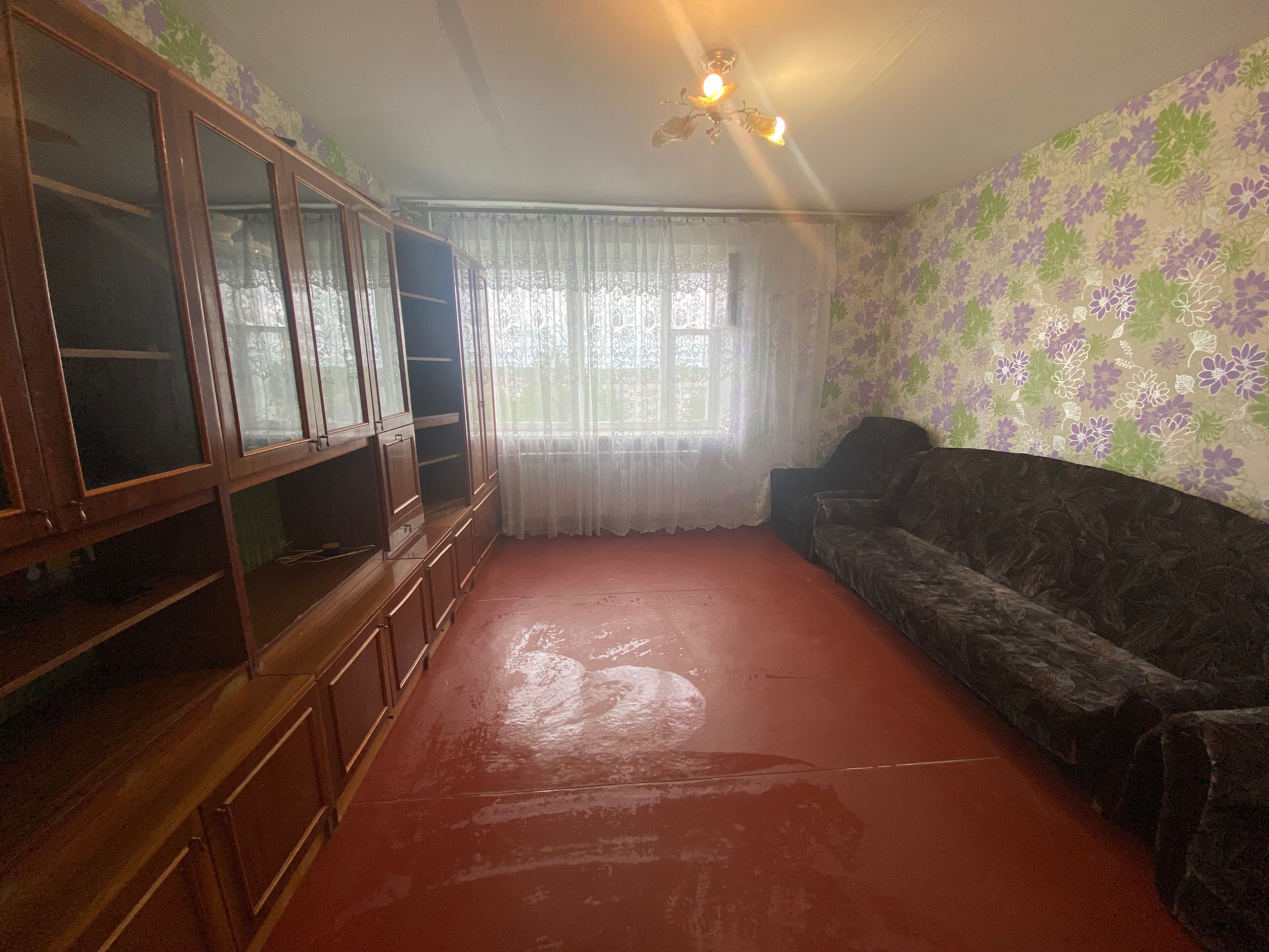 Продам 2-х комнатную квартиру Онуприенко 9
