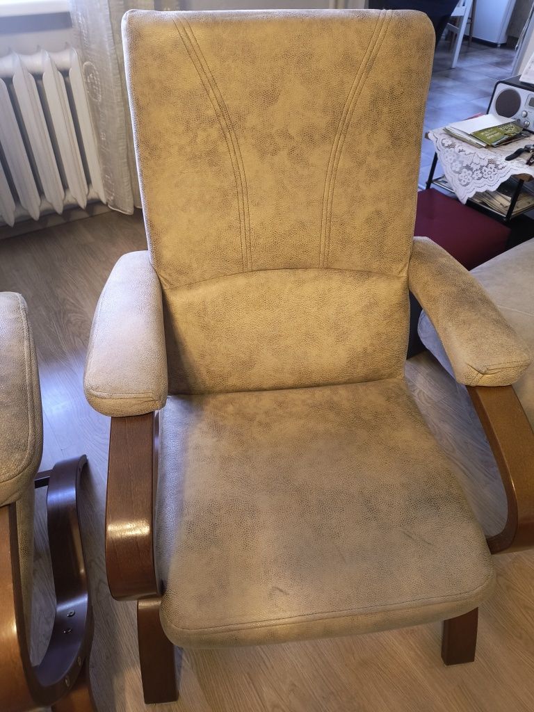 Sprzedam zestaw wypoczynkowy.