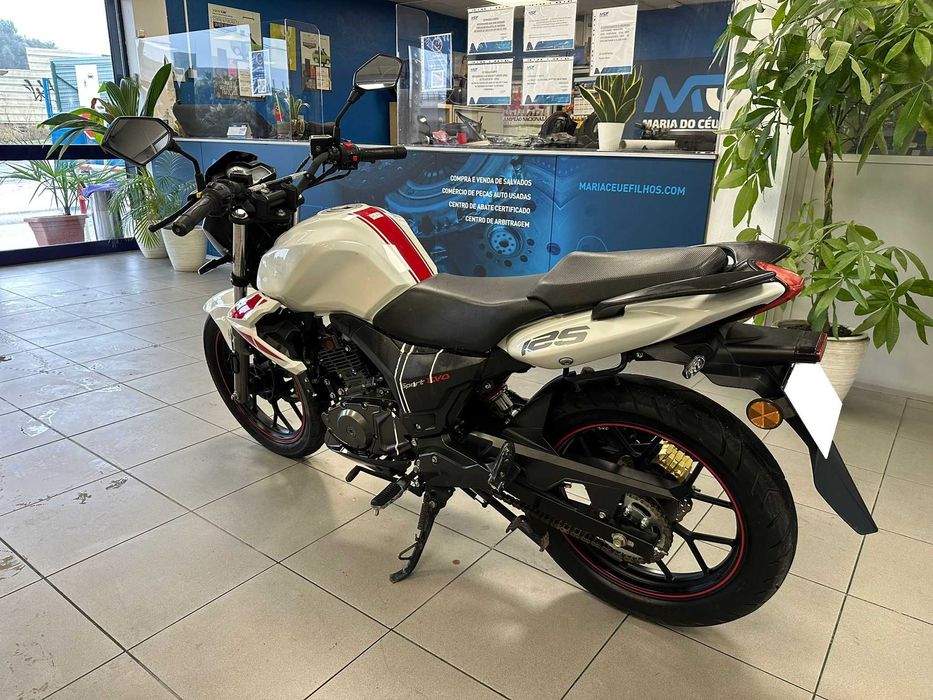 Zontes ZT 125 de 2021