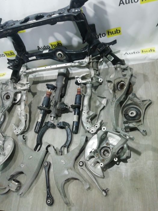 Подрамник Porsche Macan кулак рычаг в наличии в Киеве