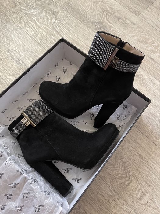 Напівчеревики.