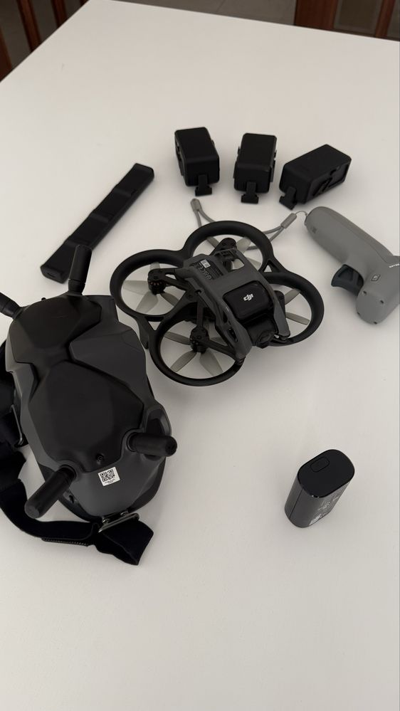 DJI AVATA Combo Fly More