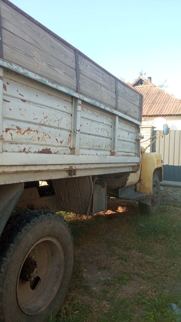 Продам газ 53 в робочому стані,газ бензин ,на ходу.