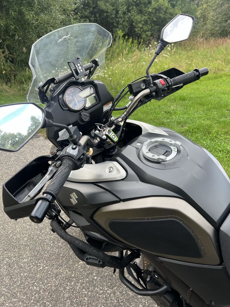 Suzuki dl 1000 vstrom przebieg 9300km