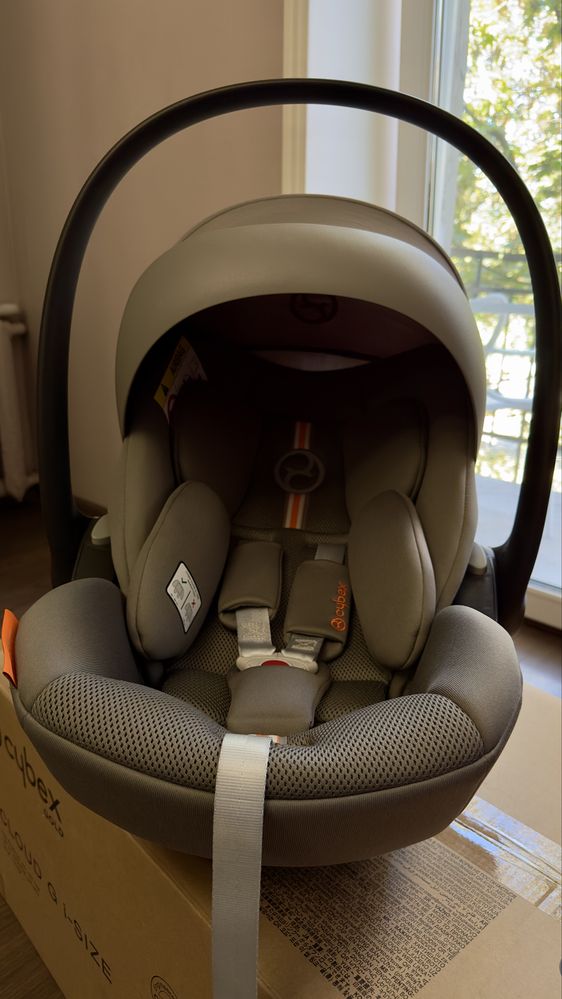 Продам Cybex Cloud G i-Size Lava Grey