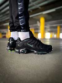 Мужские кроссовки Nike Air Max Plus "Black/Volt" (41-45р)