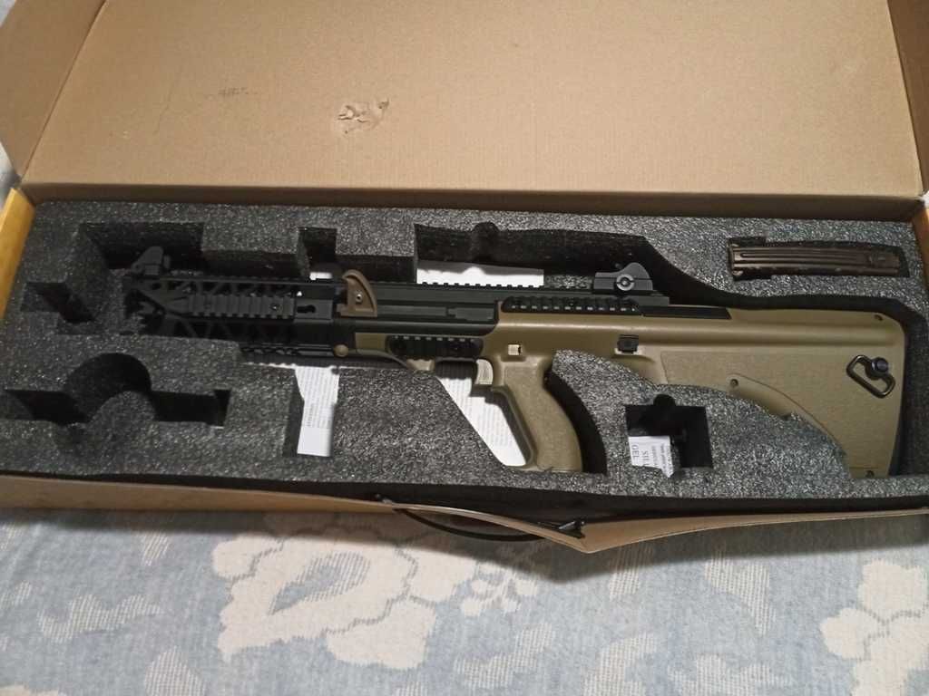 Steyr AUG Raptor Airsoft