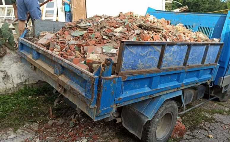 ЗНИЖКИ! Вивезення будівельного сміття - Київ. Самоскиди від 5т