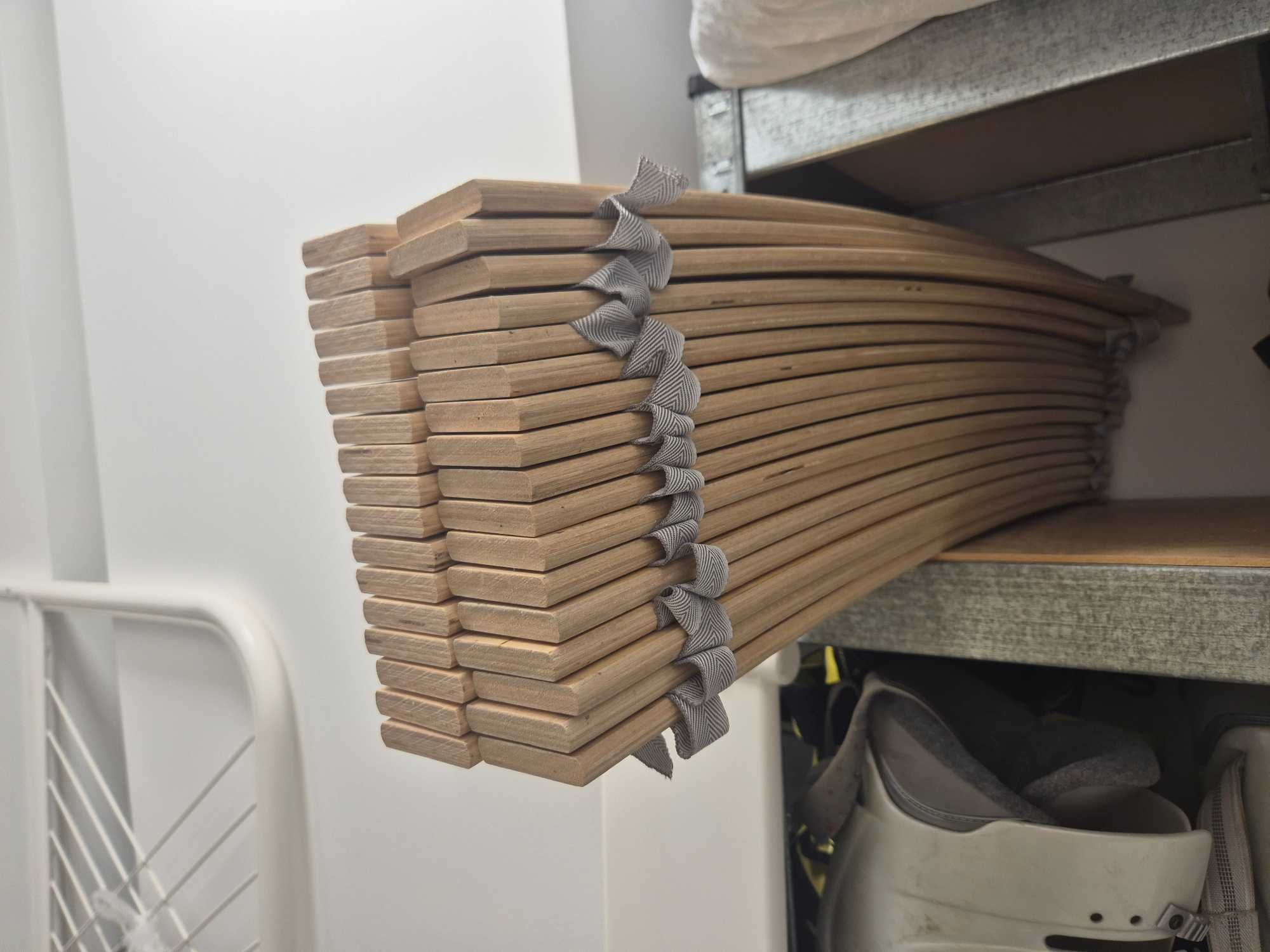 Rama łóżka Ikea Nesttun 140
