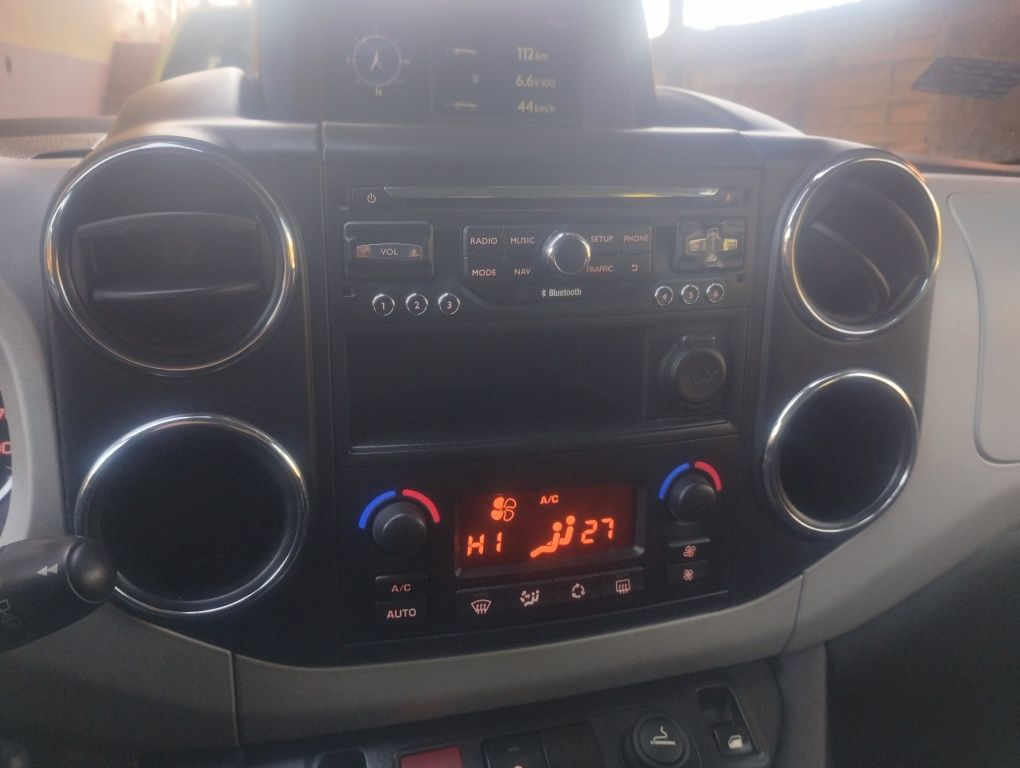 Peugeot partner 1.6 HDi 90 koni