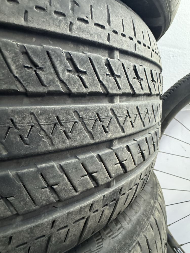 Комплект шин 215/45 R17 Bridgestone