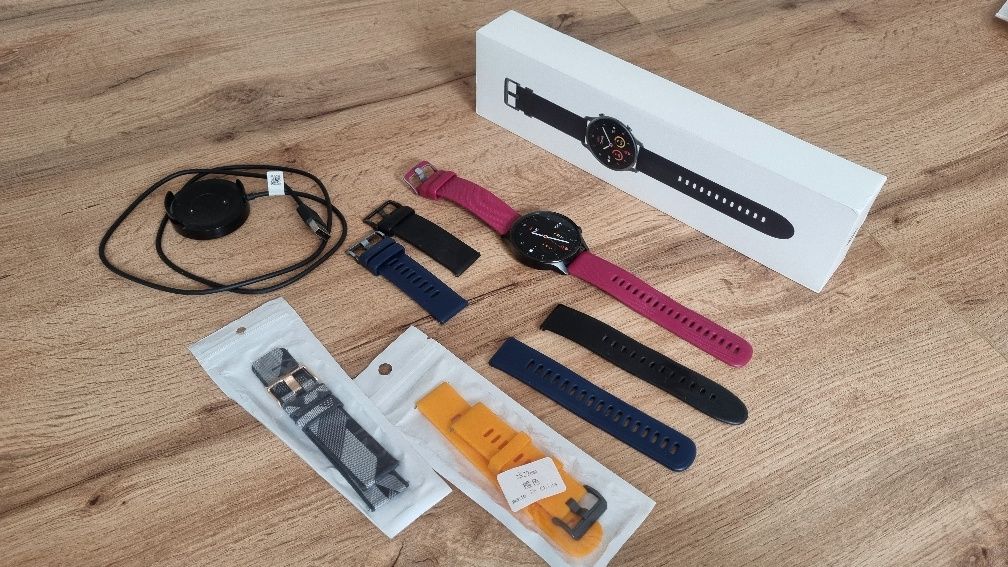Smartwatch - Xiaomi Watch Color + opaski