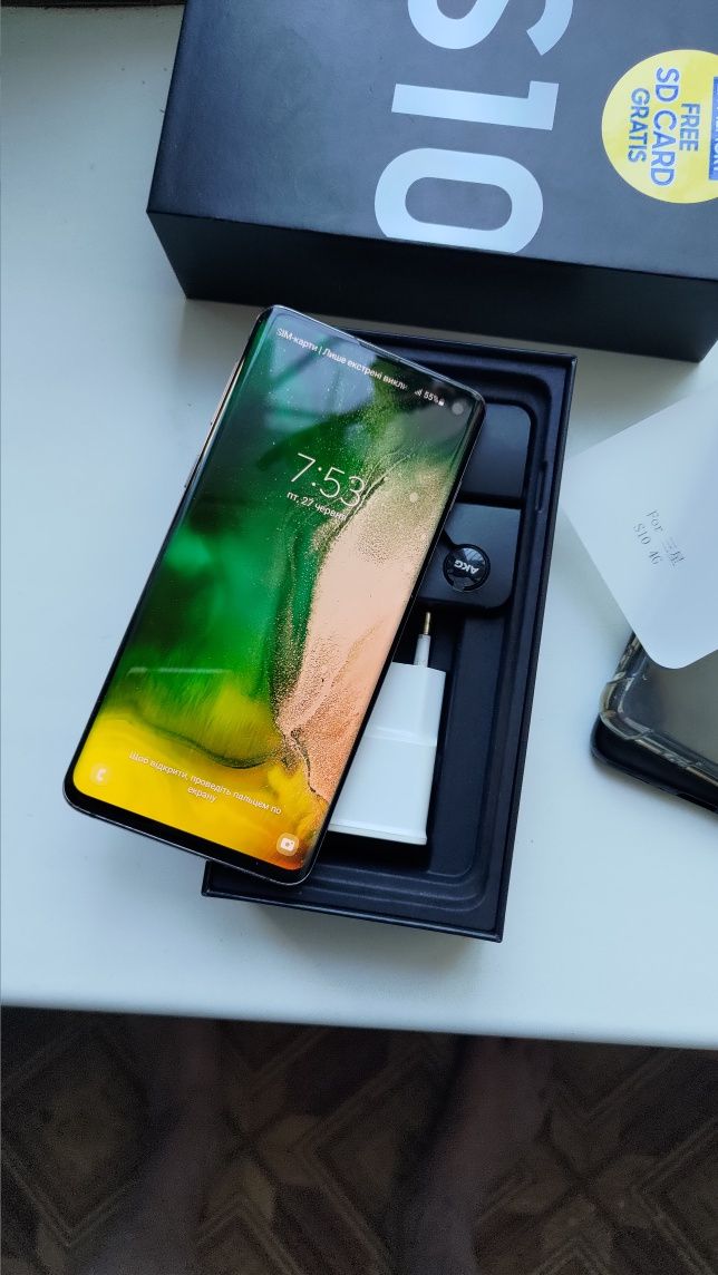 Samsung S 10 офіціал  2сім гарний