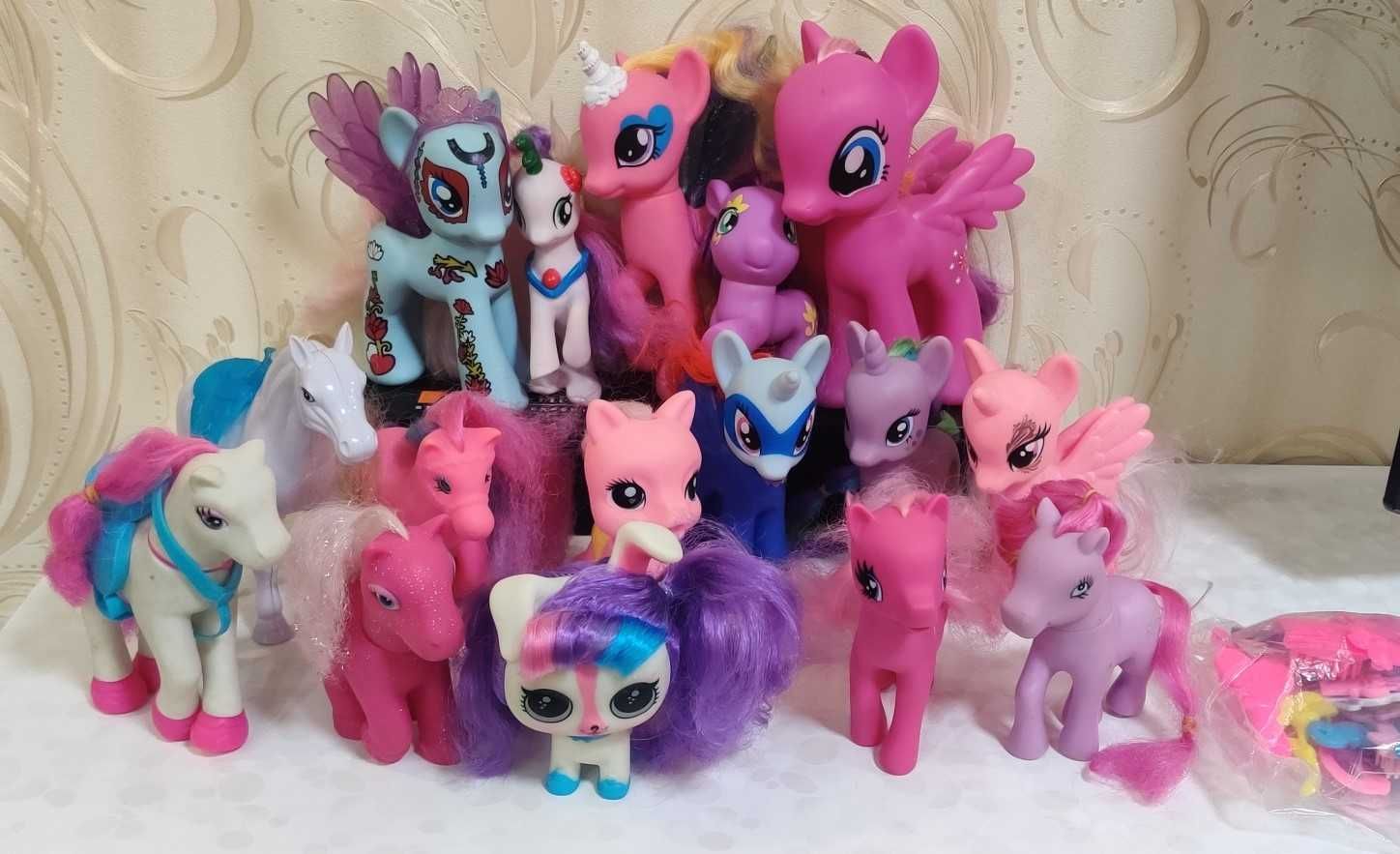 Любимые пони, Hasbro