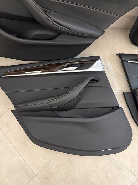 Дверные карты bmw g30