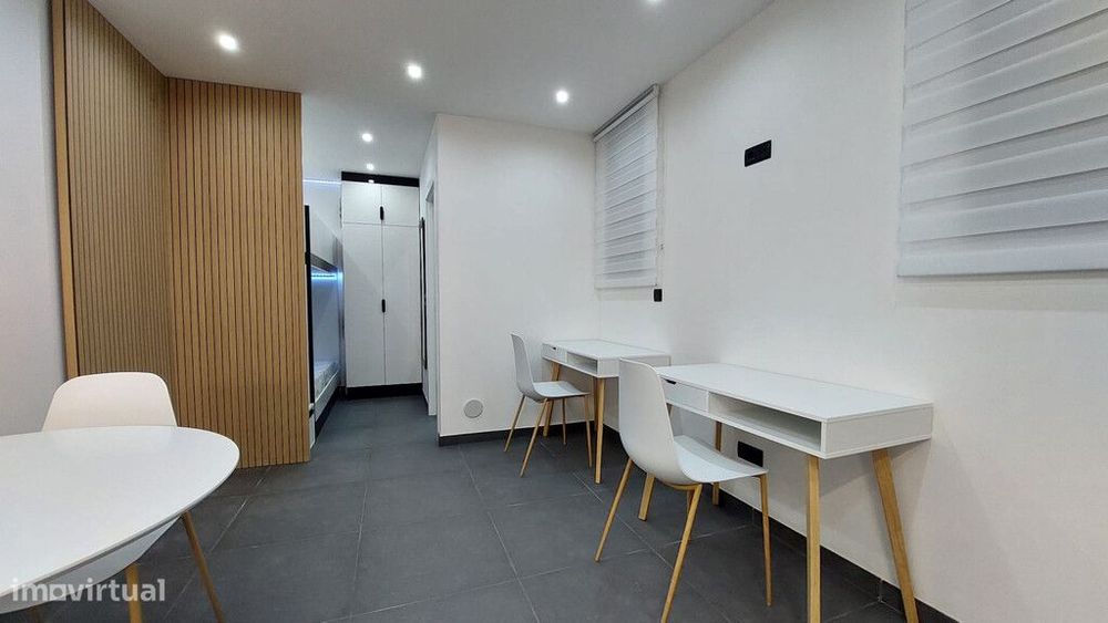 Garagem em zona nobre da cidade de Coimbra, Alta