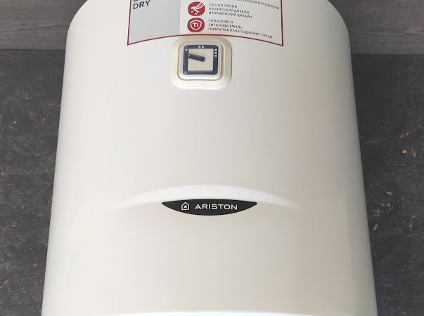 Водонагреватель Ariston BLU1 R 50 V 1.5 K PL DRY